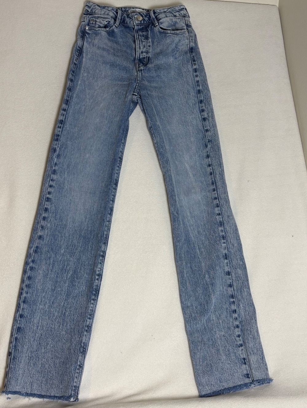 ZARA Light Wash Straight Long Leg Jeans Size EUR 34 / USA 2